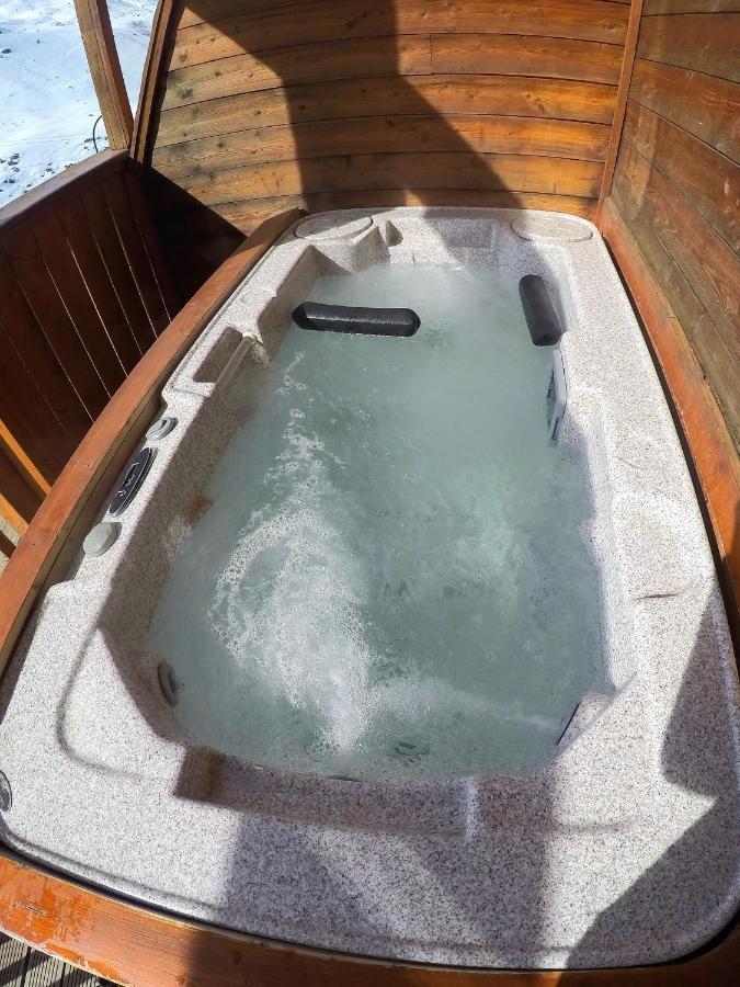 L'Isatis Chalet Hotel Сен-Мартен-де-Бельвиль Экстерьер фото